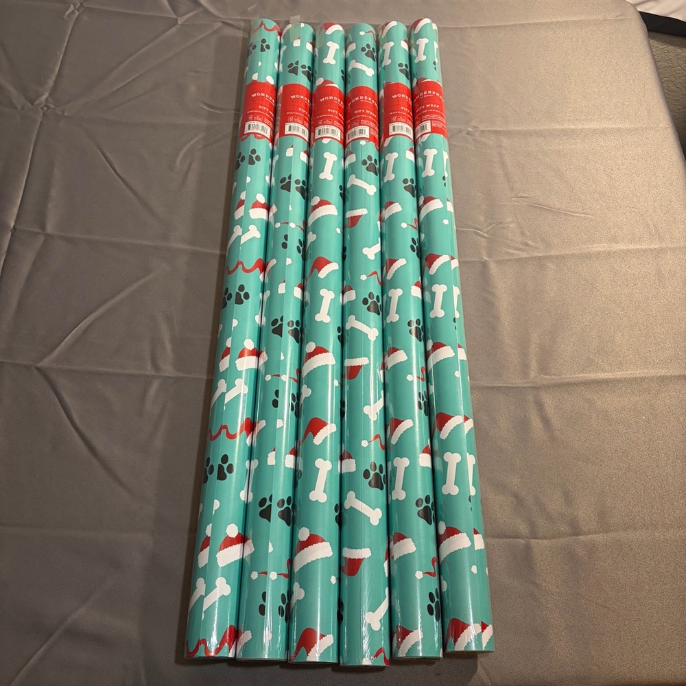 NWT Wondershop  6 Christmas wrapping paper dog paws Santa hat dog bone